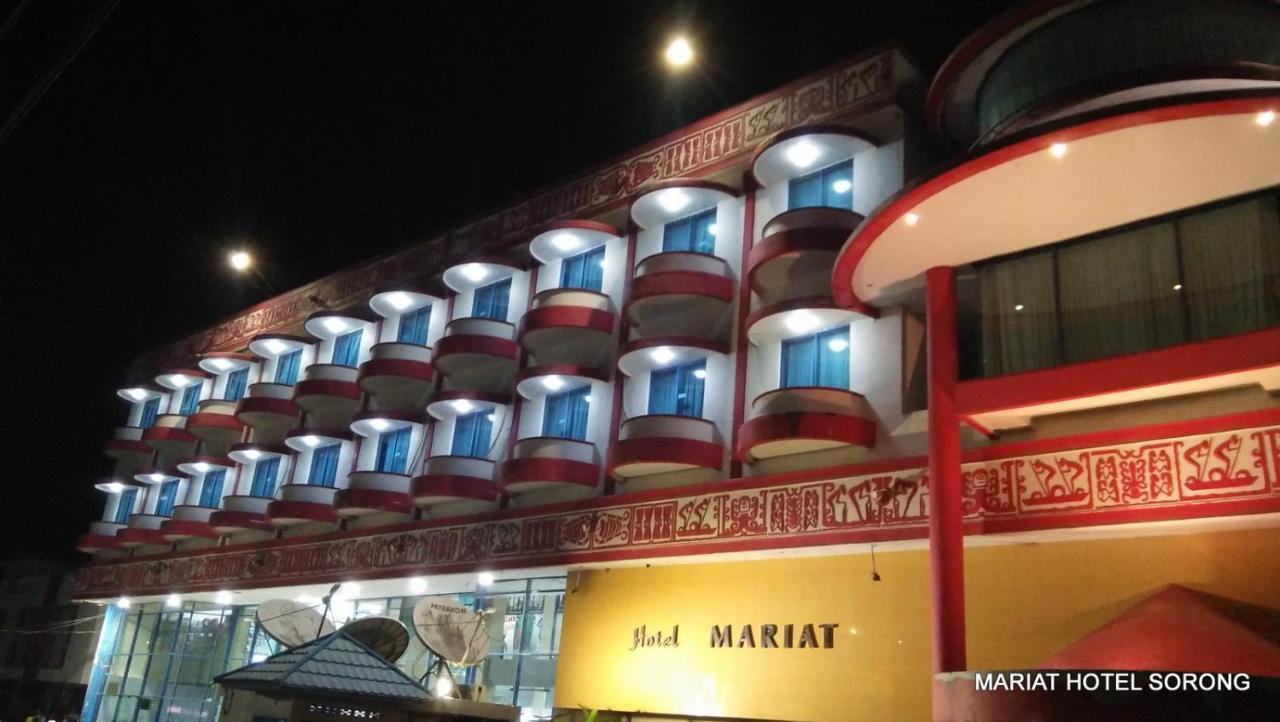 Hotel Mariat Sorong Bagian luar foto